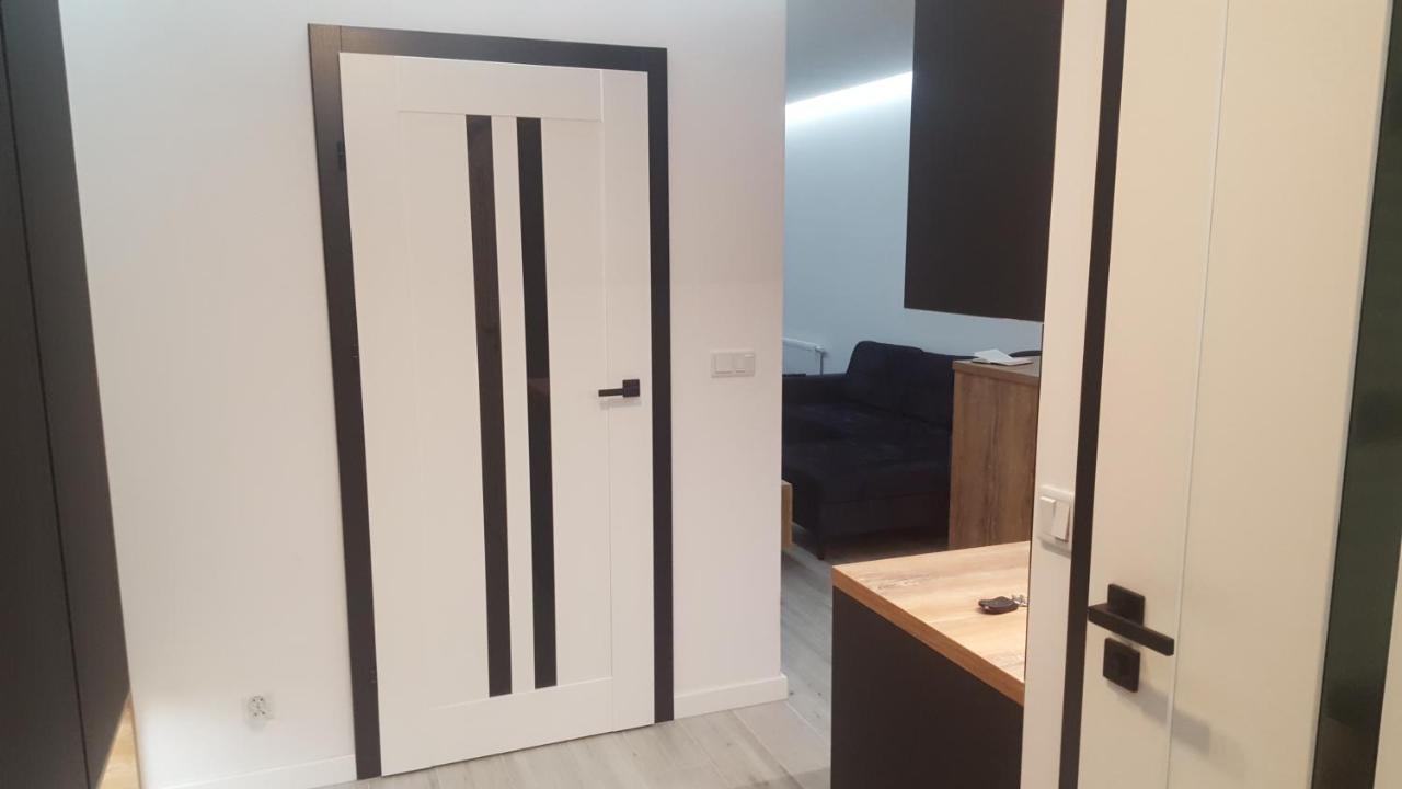 Apartament Skarbowa 2 & Parking 莱什诺 外观 照片