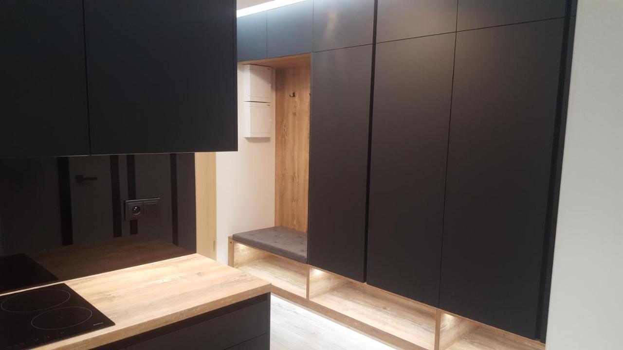 Apartament Skarbowa 2 & Parking 莱什诺 外观 照片