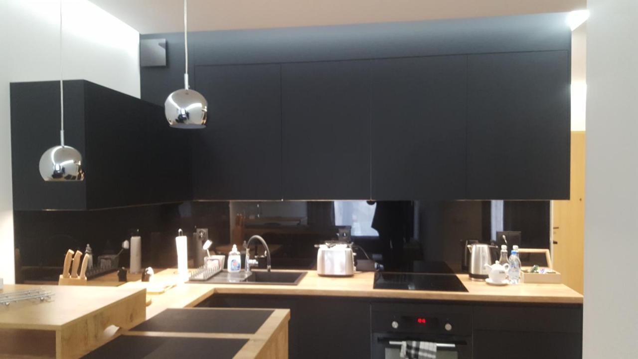 Apartament Skarbowa 2 & Parking 莱什诺 外观 照片